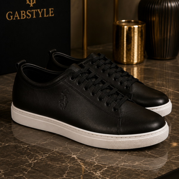 Baskets Homme Noires en Cuir – Sneakers Élégantes à Semelle Blanche